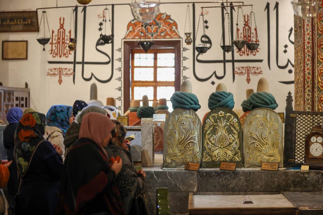 Mevlana’nın 752 yıllık çağrısı Konya’da milyonları buluşturuyor! 12