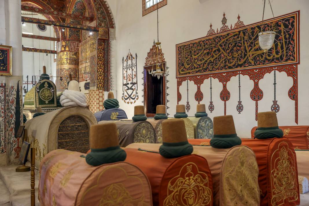 Mevlana’nın 752 yıllık çağrısı Konya’da milyonları buluşturuyor! 10