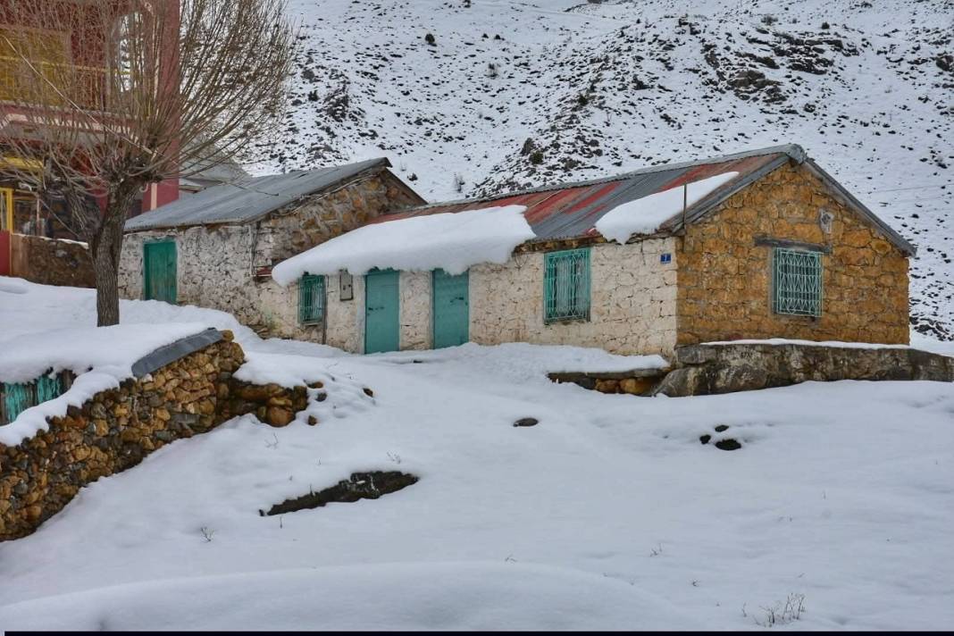 Konya beyaza büründü! Kartpostallık görüntüler mest etti 4