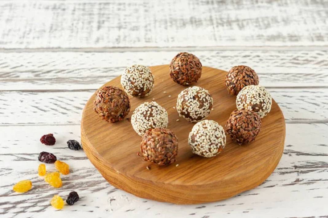 Sosyal medyada patladı! Hindistan cevizli enerji topları olay oldu 3