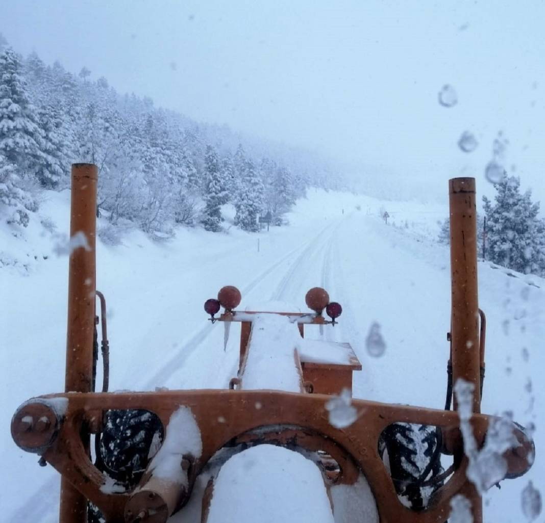 Konya’yı Antalya’ya bağlayan yolda kar alarmı! 7