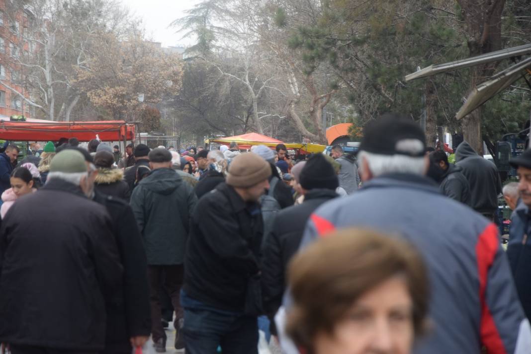Antalya’yı sel vurdu, Konya pazarını zamlar vurdu! İşte Konya'da ateş pahası pazar fiyatları... 12