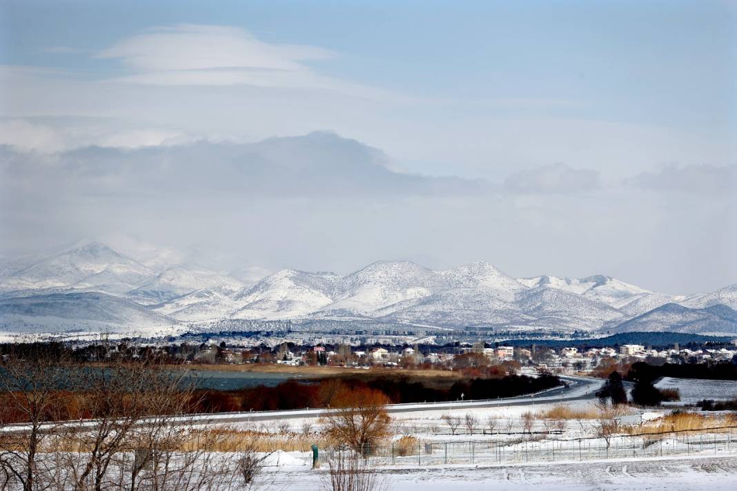 Konya'da dondurucu seyir değişiyor: Kar ve yağmur geliyor! 4