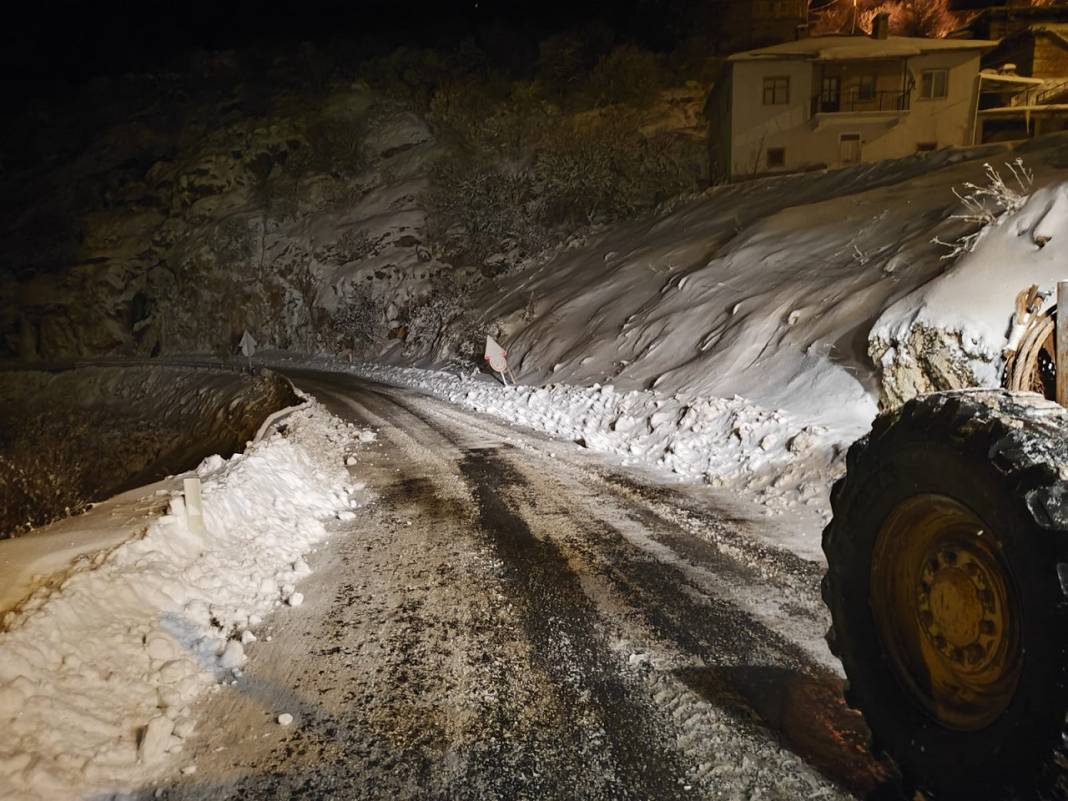 Konya’da ulaşım için kar seferberliği! 6