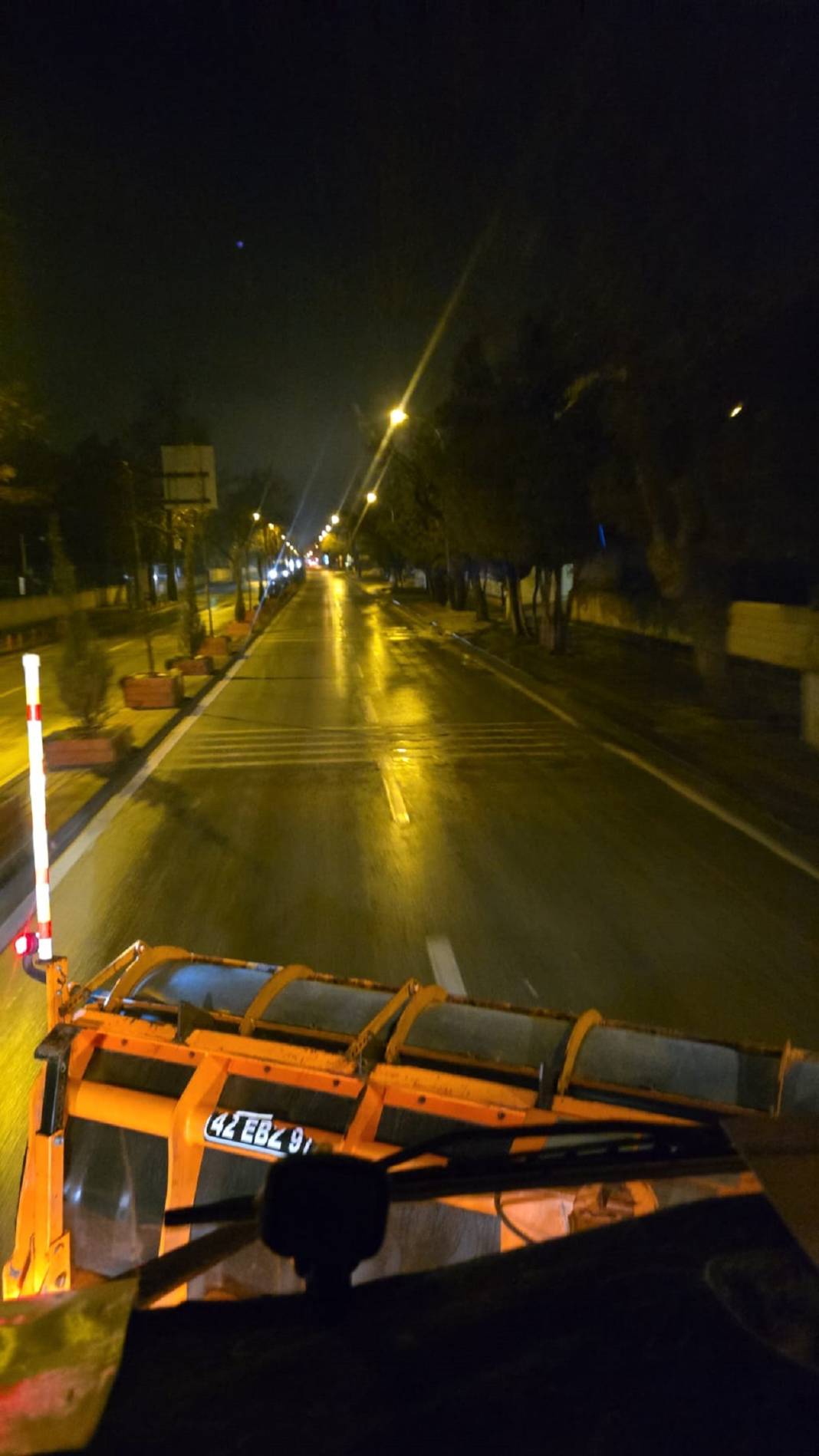 Konya’da ekipler teyakkuzda! AKOM’dan buzlanmaya karşı yoğun mesai 1