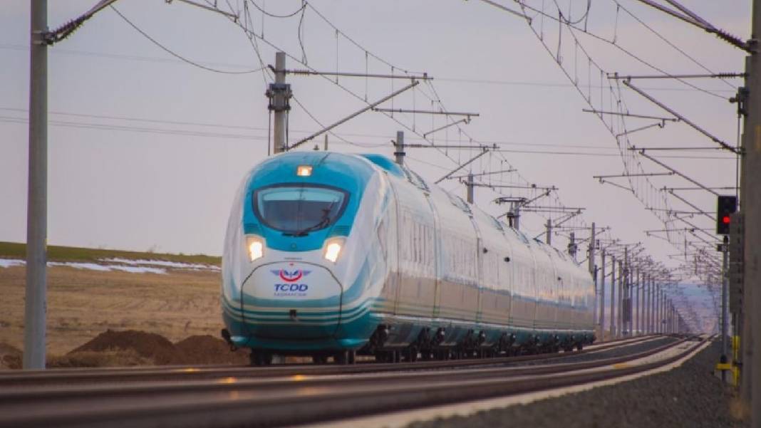 Konya’da YHT biletlerine zam geldi! İşte zamlı bilet fiyatları... 5