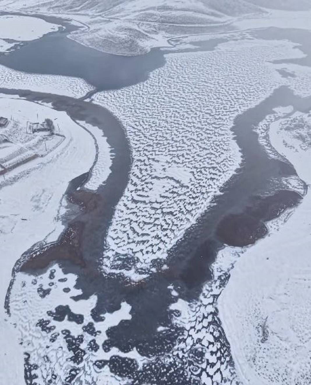 Torosların kalbinde, Konya sınırında yer alıyor! Beyaz örtüsüyle büyüledi 1