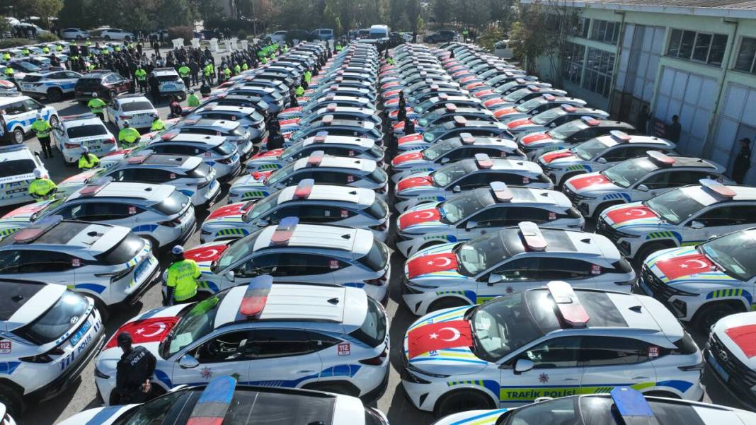 Konya Emniyeti 2025'in sayılarını tek tek açıkladı! Milyonlar sorgulandı, yüz binler ele geçirildi 7