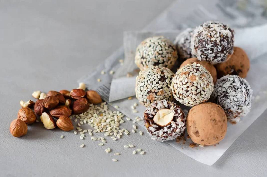 Sosyal medyada patladı! Hindistan cevizli enerji topları olay oldu 1