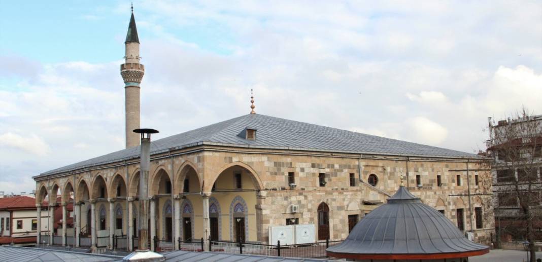 Asırlık Kapu Camii'nde asırlık gelenek 2