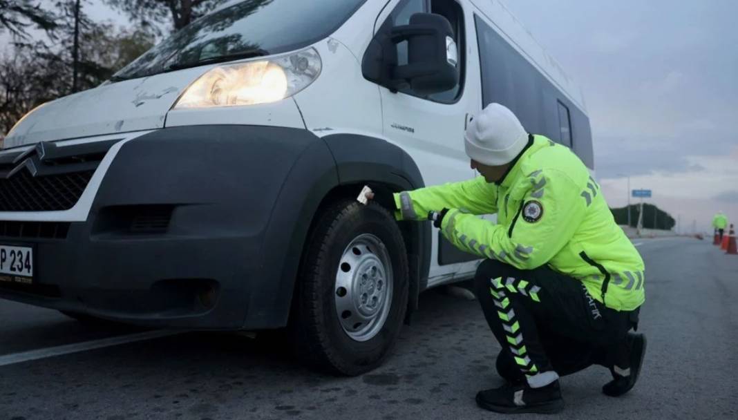 Yeni trafik cezaları ne kadar oldu? İşte madde madde ihlaller ve karşılığı olan cezalar 16