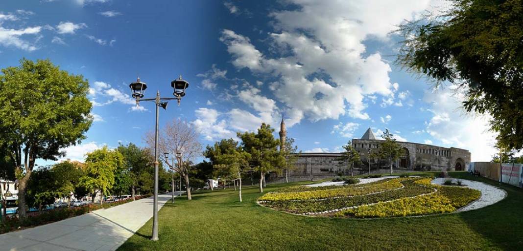 Konya'da iftardan sonra yürüyüş yapmak isteyenler, mis gibi havasıyla bu parklar sizi bekliyor 5