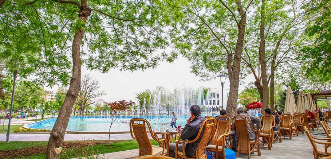 Konya'da iftardan sonra yürüyüş yapmak isteyenler, mis gibi havasıyla bu parklar sizi bekliyor 1