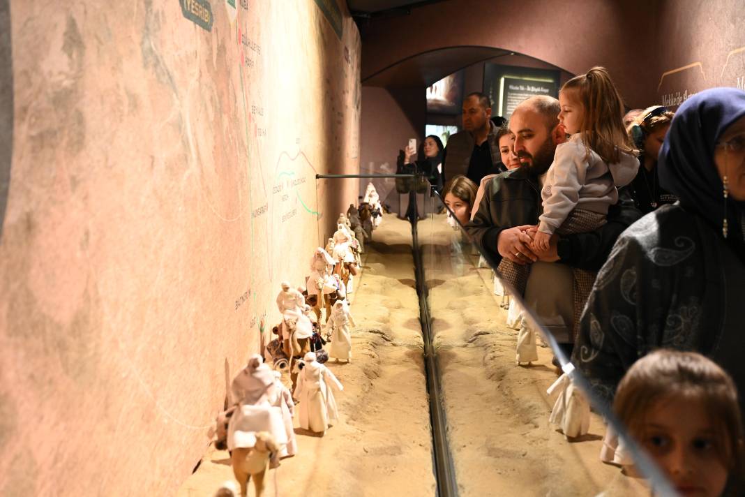 Konya’daki bu sergi gezmelere doyulmuyor 2