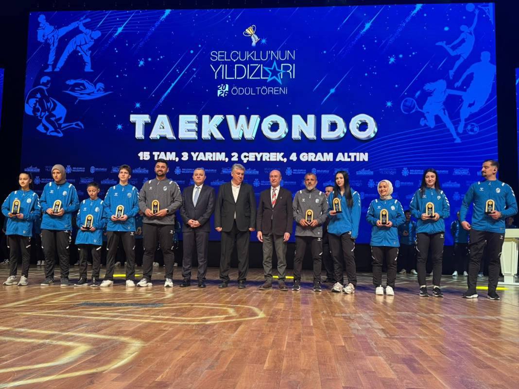 Selçuklu'nun yıldızlarından özel kareler... 7