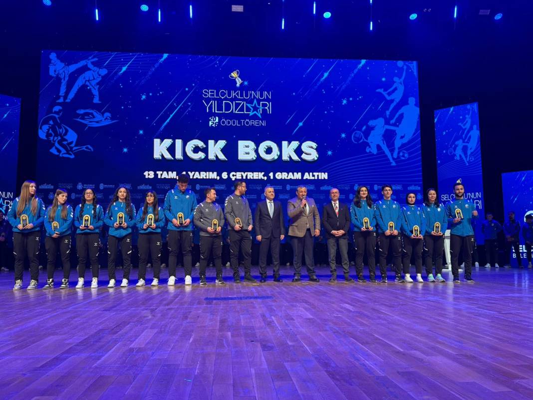 Selçuklu'nun yıldızlarından özel kareler... 4