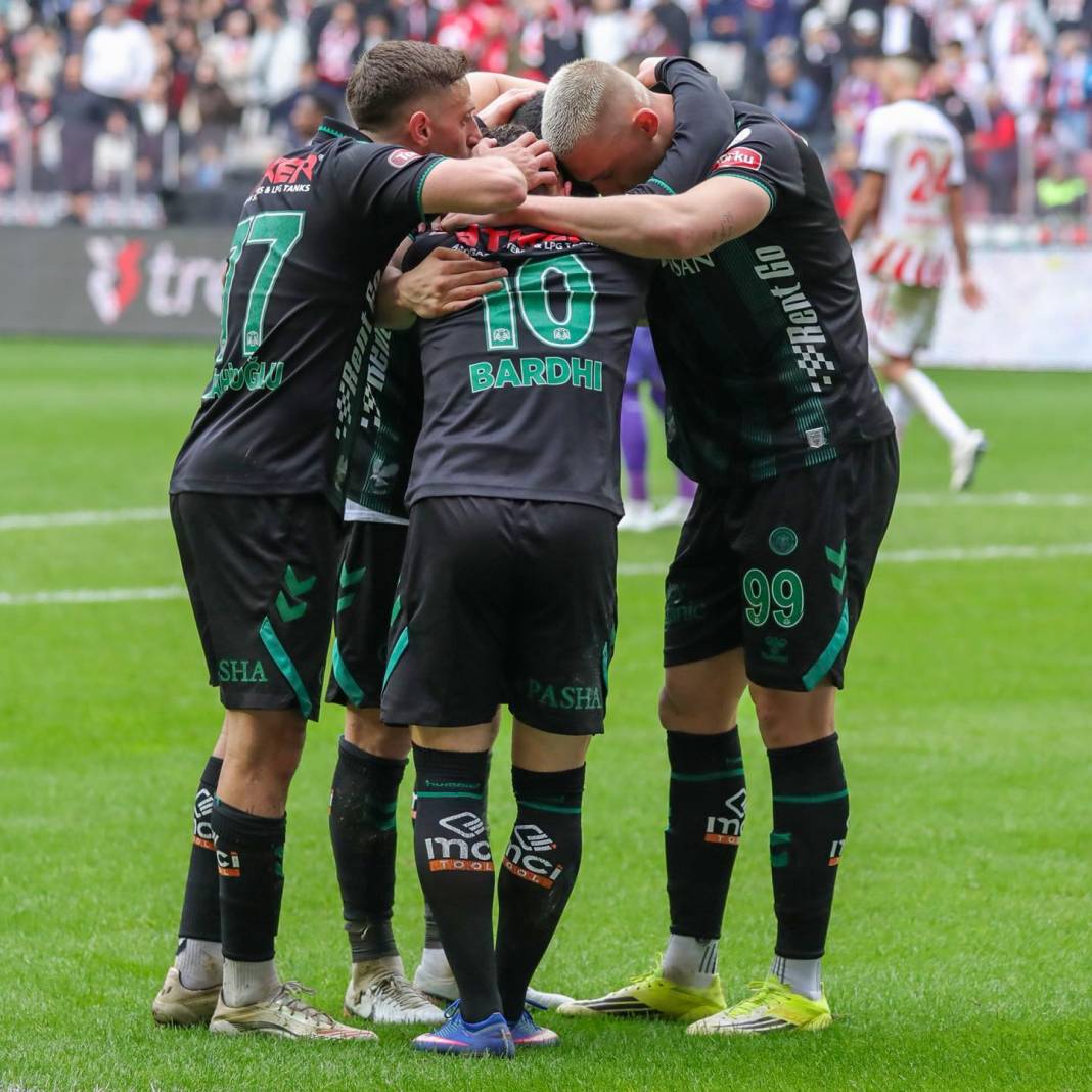 İşte Samsunspor-Konyaspor maçının en güzel kareleri 12