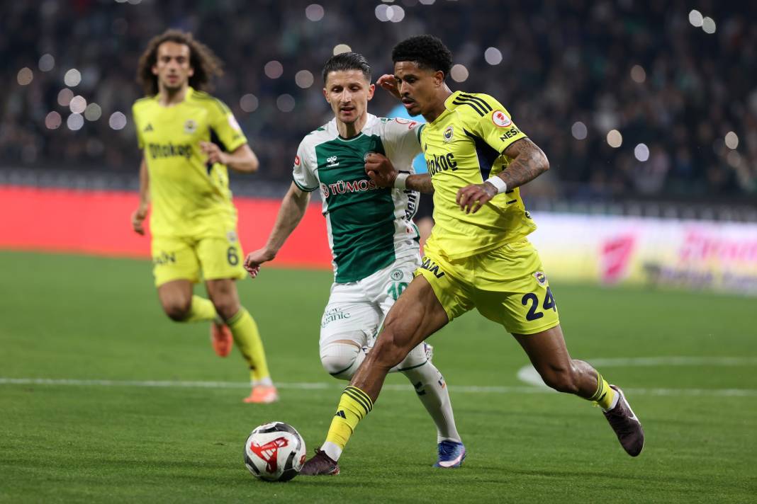 Konyaspor-Fenerbahçe maçından 'özel' kareler... 3