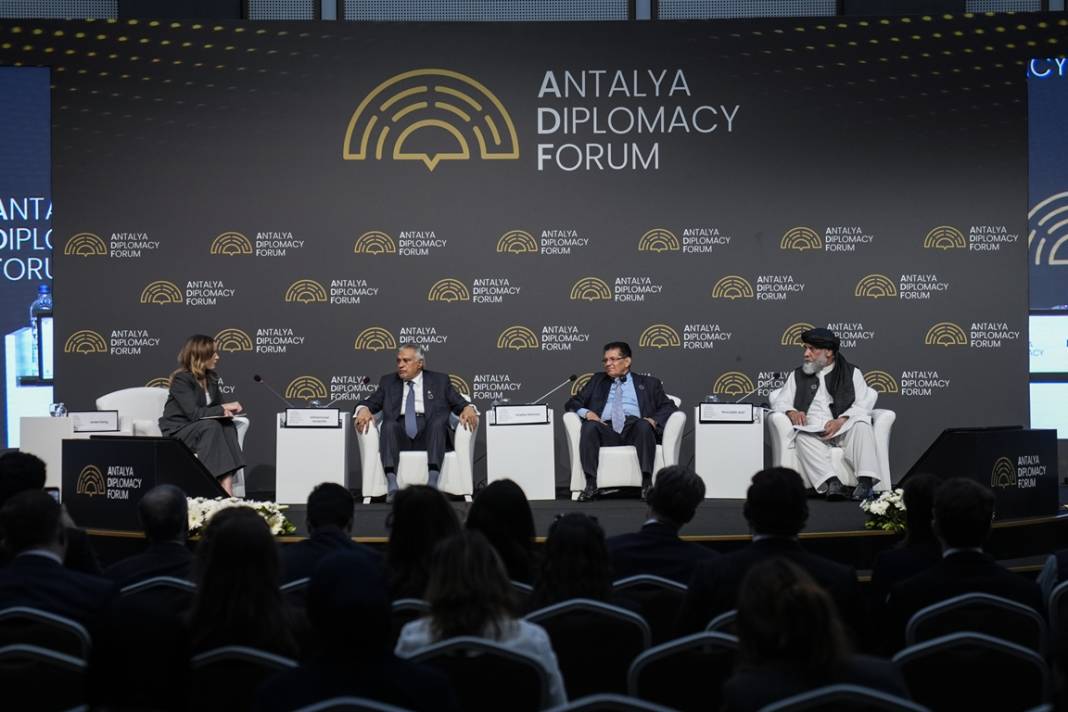 Antalya Diplomasi Forumu'nda 23 devlet ve hükümet başkanı ağırlandı ( FOTO GALERİ) 50