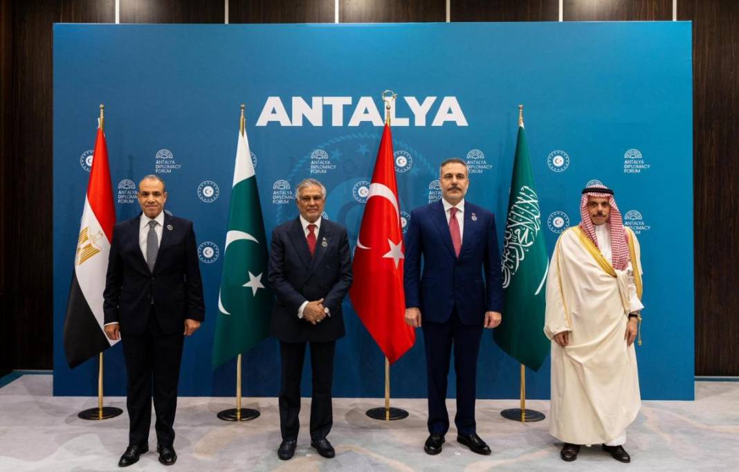 Antalya Diplomasi Forumu'nda 23 devlet ve hükümet başkanı ağırlandı ( FOTO GALERİ) 43