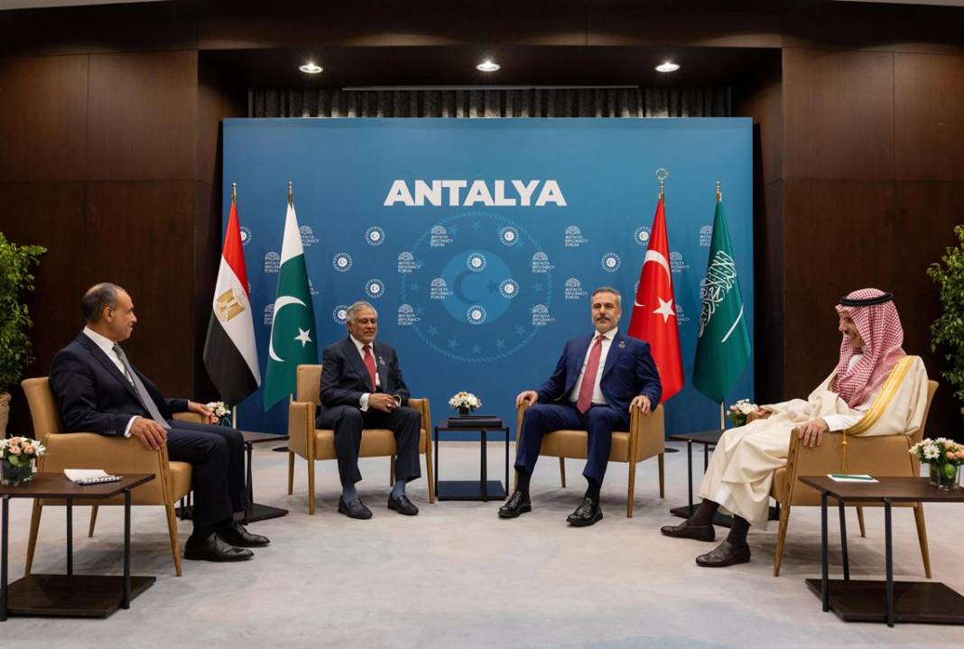 Antalya Diplomasi Forumu'nda 23 devlet ve hükümet başkanı ağırlandı ( FOTO GALERİ) 42