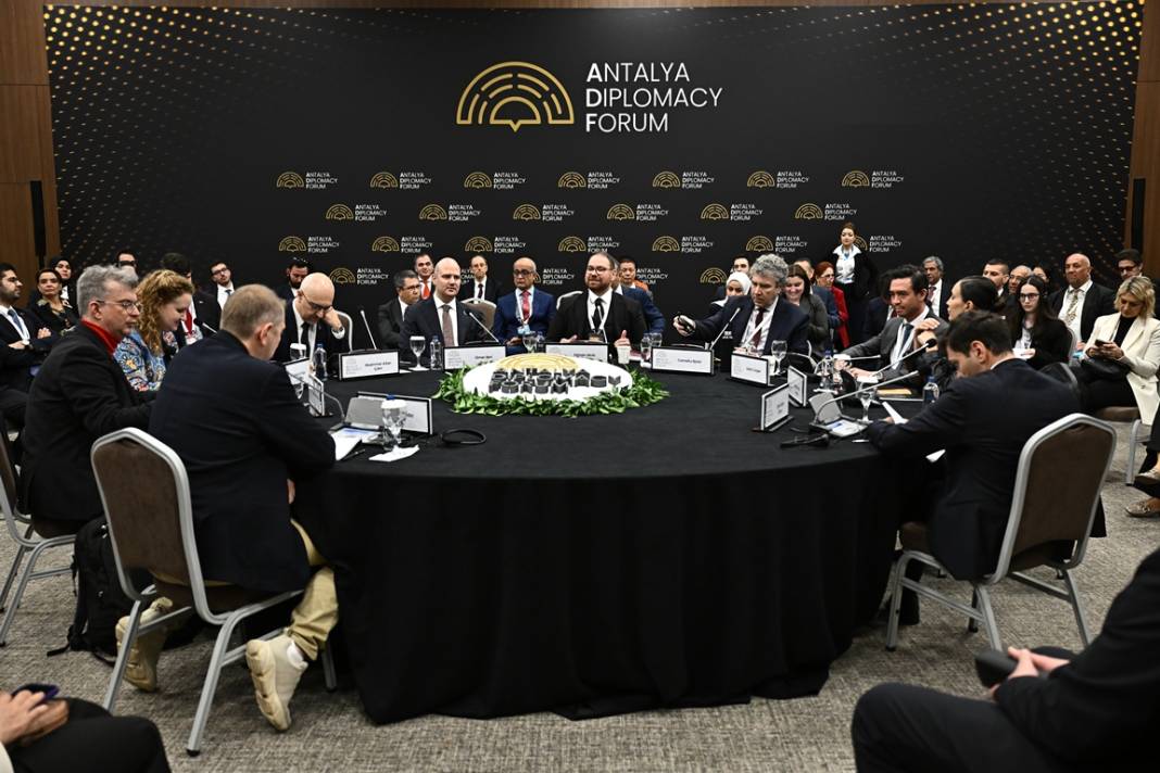 Antalya Diplomasi Forumu'nda 23 devlet ve hükümet başkanı ağırlandı ( FOTO GALERİ) 37