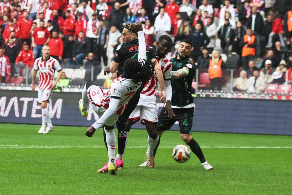 İşte Samsunspor-Konyaspor maçının en güzel kareleri 6