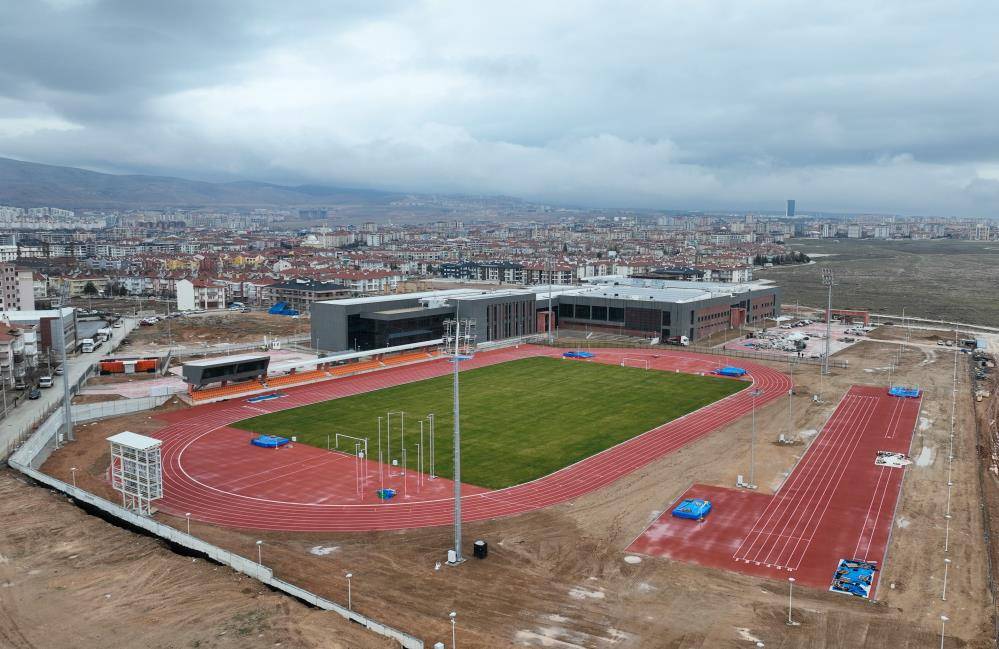 Selçuklu Sporcu Seçme ve Yetiştirme Merkezi için geri sayım... 3