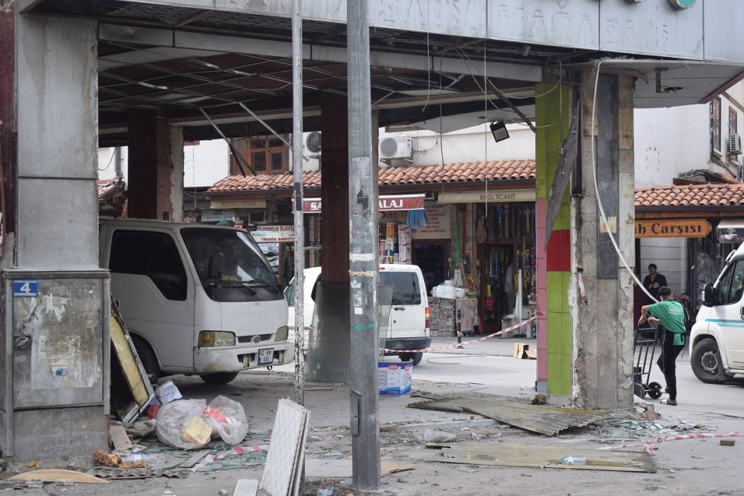 Konya’nın meşhur Peynir Pazarı’nda yıkım başladı 18