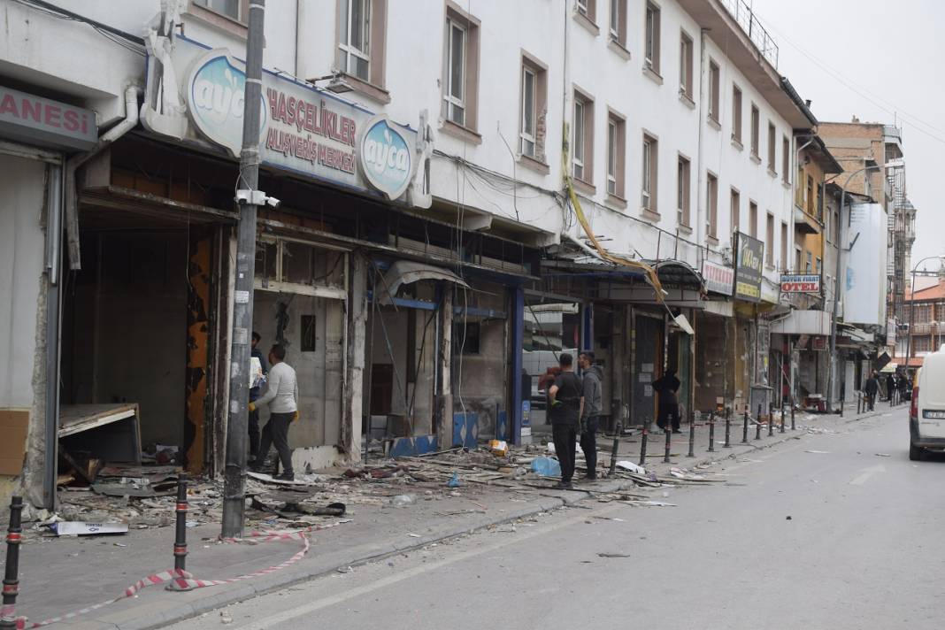 Konya’nın meşhur Peynir Pazarı’nda yıkım başladı 5