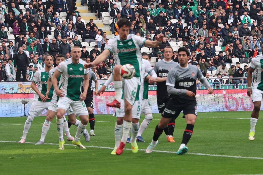 Konyaspor, İlhan Palut’la şahlanıyor: 93 maç, 44 galibiyet, 28 beraberlik, 21 mağlubiyet 15