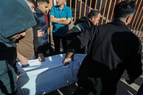 Gazze halkı 'acil' yardım bekliyor 13
