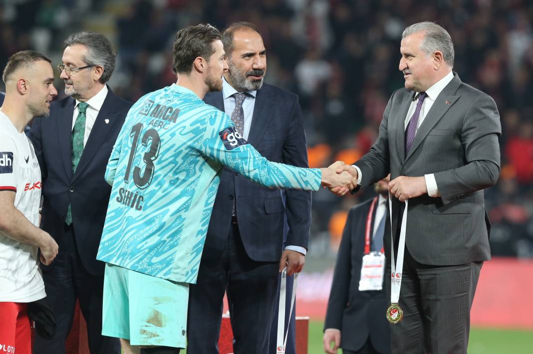 Çorum FK'nın kupa töreninden çok özel kareler 8