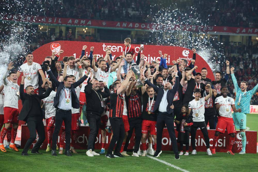 Çorum FK'nın kupa töreninden çok özel kareler 6