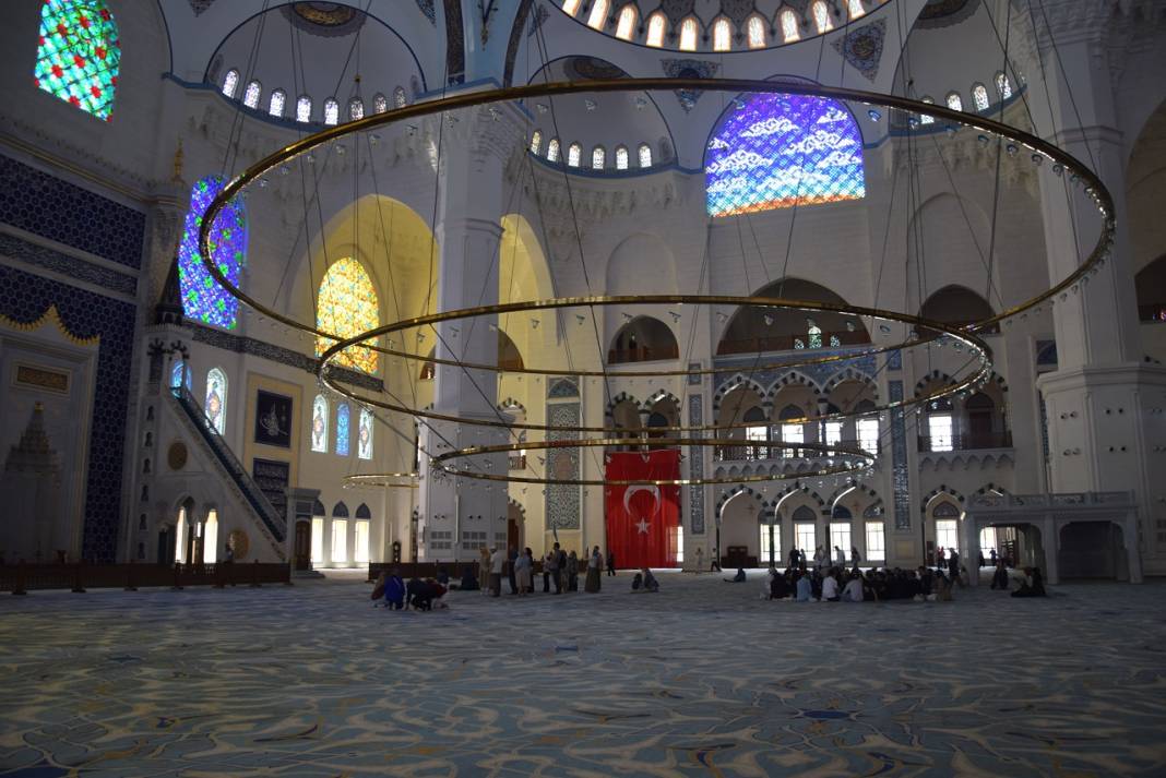 Konya Büyükşehir’den dev proje! Binlerce genç İstanbul yoluna koyuldu! 10