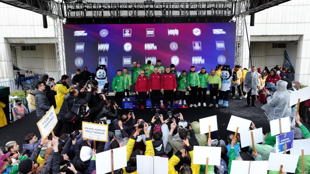 Konya Yarı Maratonu nefes kesti 4