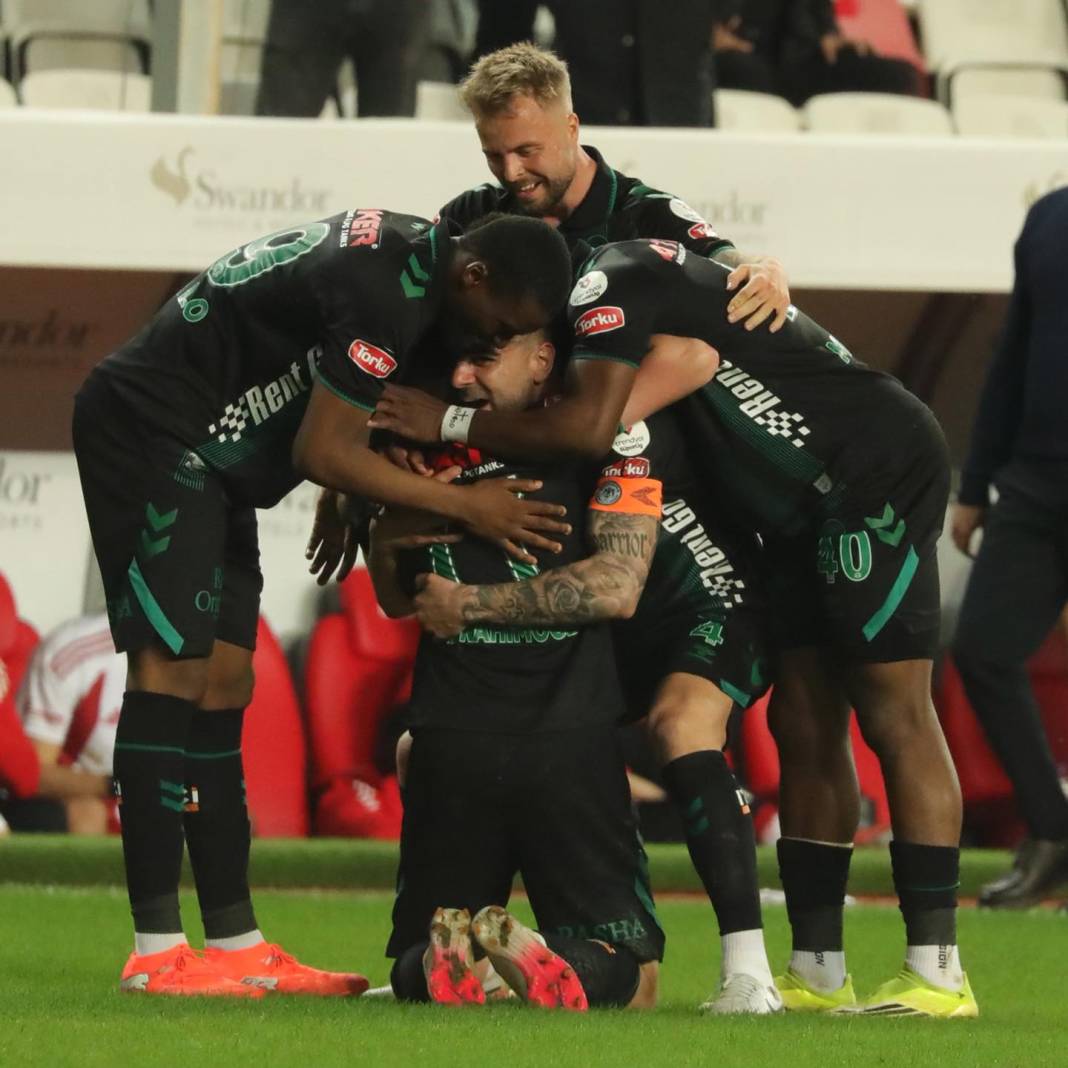 2025-2026 sezonunda en güzel 'Konyaspor' kareleri! 10