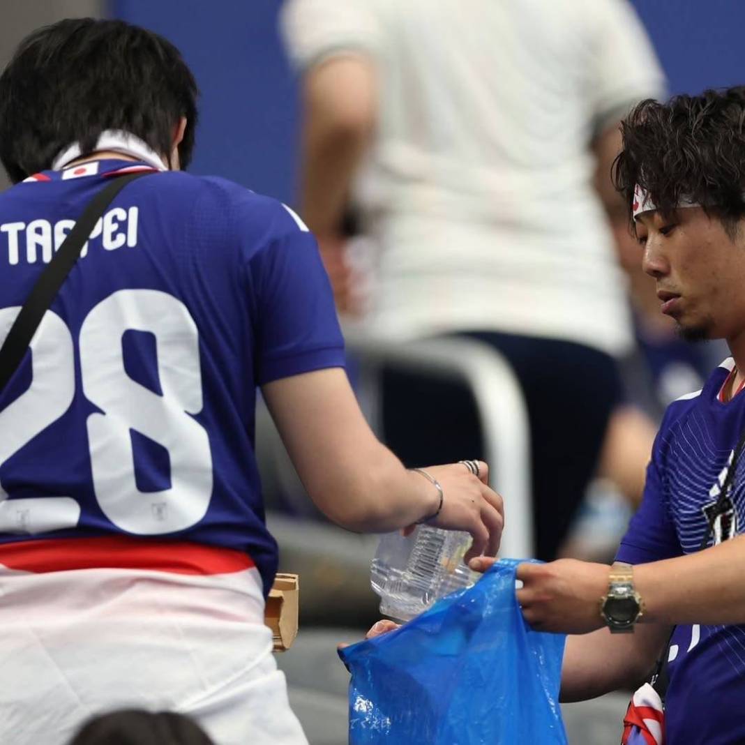 Japon taraftarlar bildiğiniz gibi 4