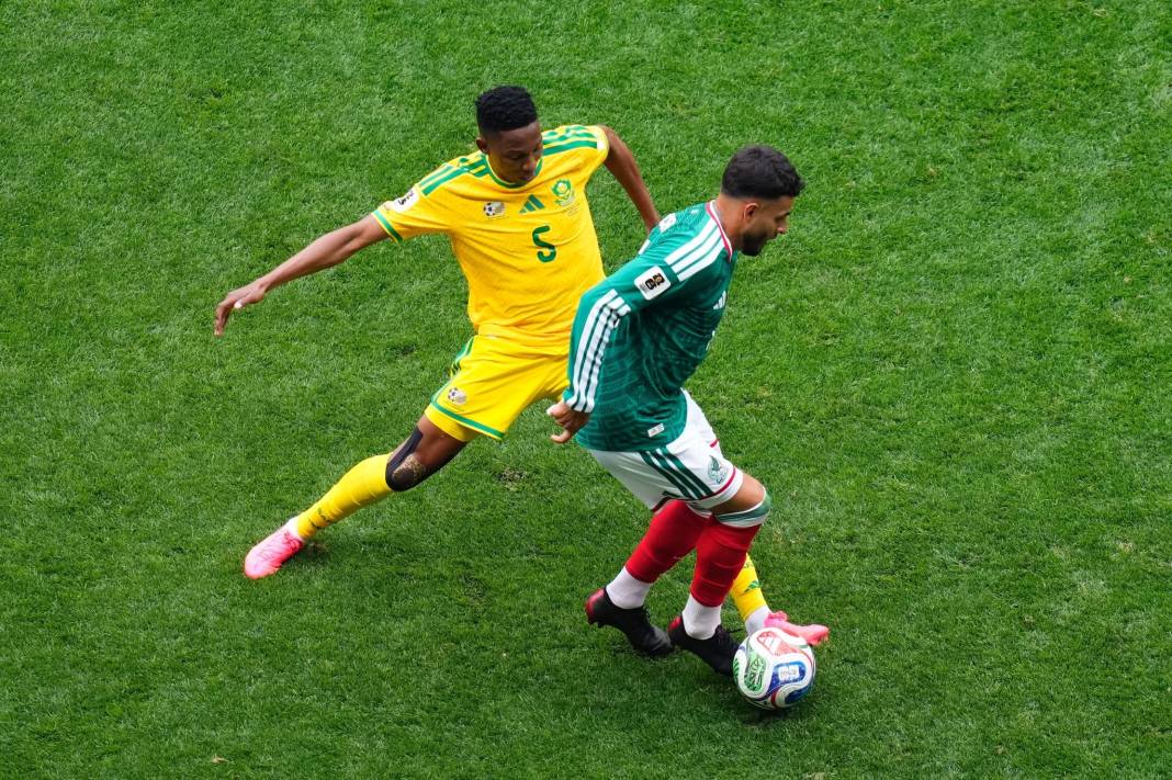 Dünya Kupası'nda Güney Afrika'ya Meksika dalgası (2-0) 3