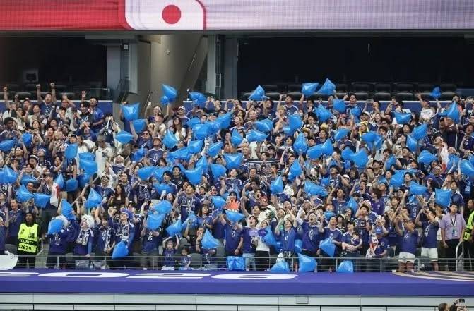 Japon taraftarlar bildiğiniz gibi 2