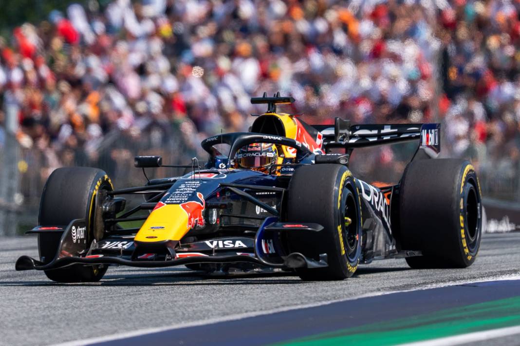 Formula 1'de Russell 'rüzgar' gibi esti 2