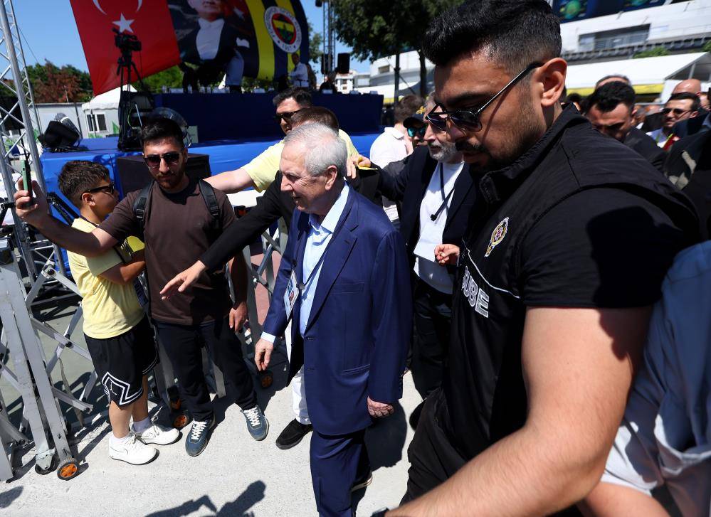 Aziz Yıldırım mı ? Hakan Safi mi? Fenerbahçe'de yeni başkan belli oldu 6