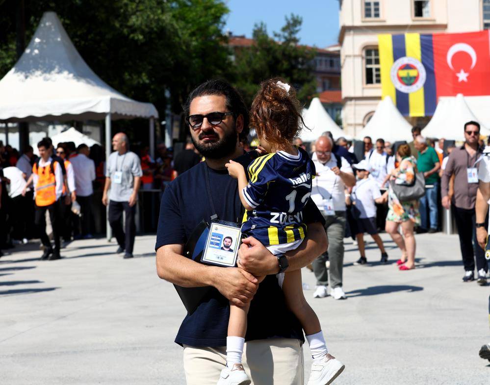 Aziz Yıldırım mı ? Hakan Safi mi? Fenerbahçe'de yeni başkan belli oldu 2