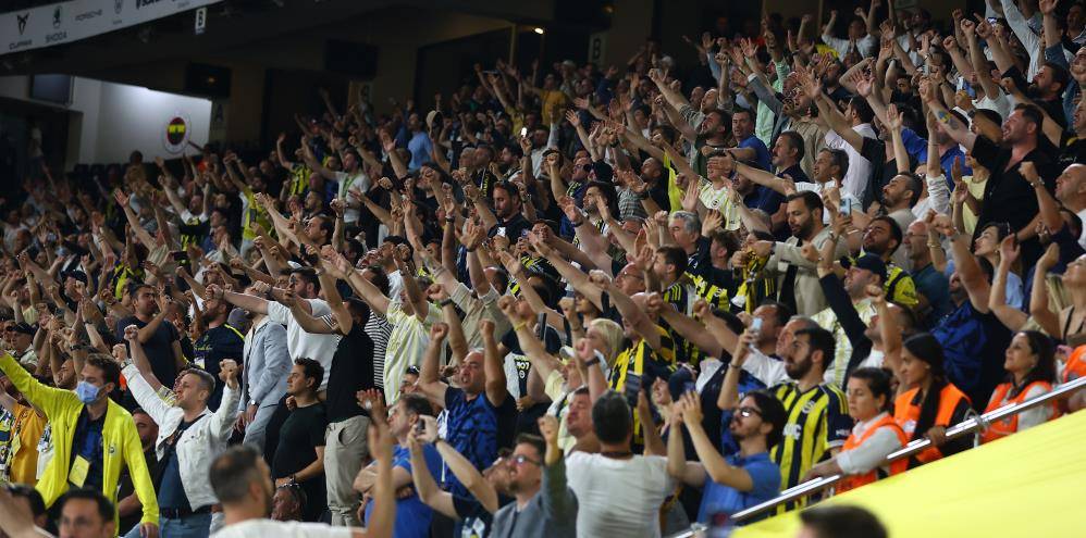 Fenerbahçe camiasında Aziz Yıldırım'dan kritik mesajlar! 5