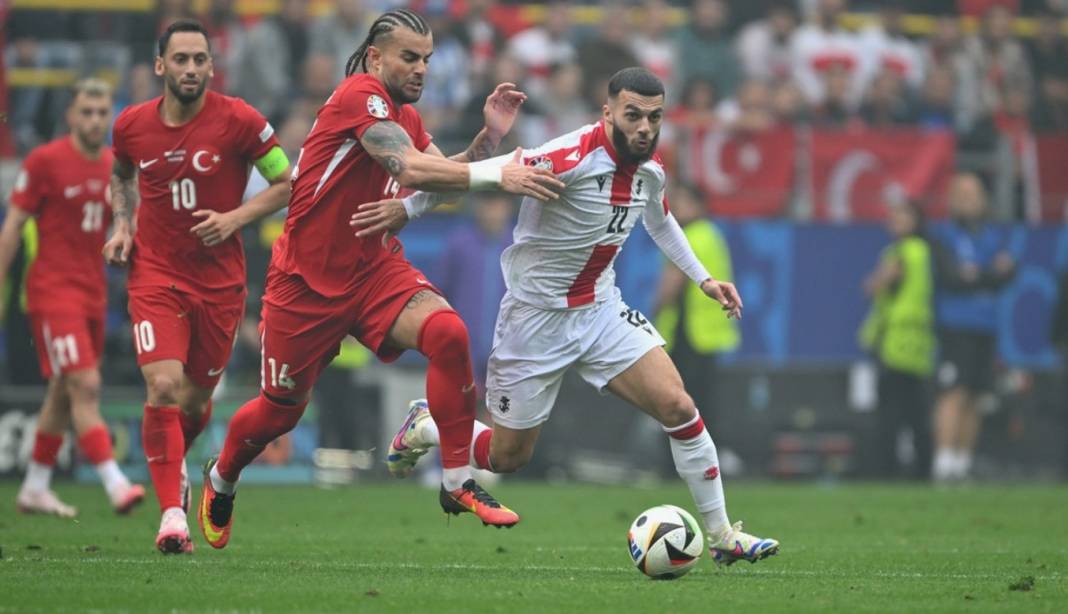Konyalı futbolcu dünya tarihine geçti! Abdülkerim Bardakçı rekor kırdı 4