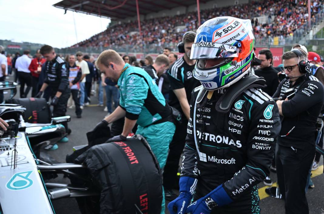 Formula 1'de İtalyan 'Kimi Antonelli' fırtına gibi! 4