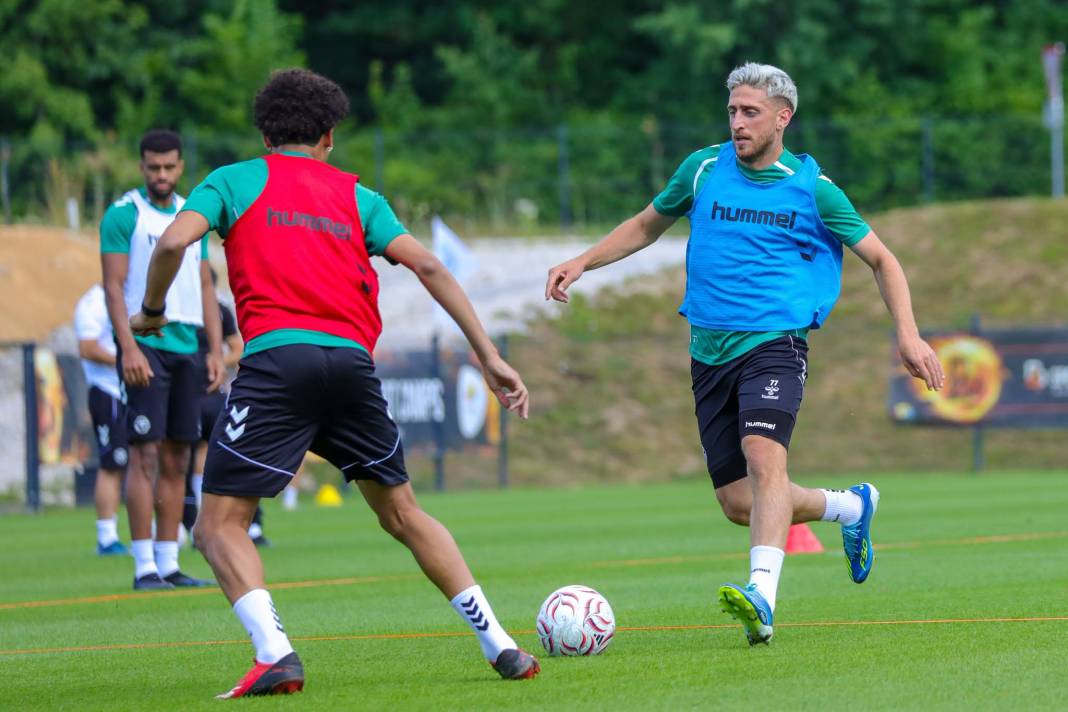 Konyaspor'un Slovenya kampından özel kareler... 9