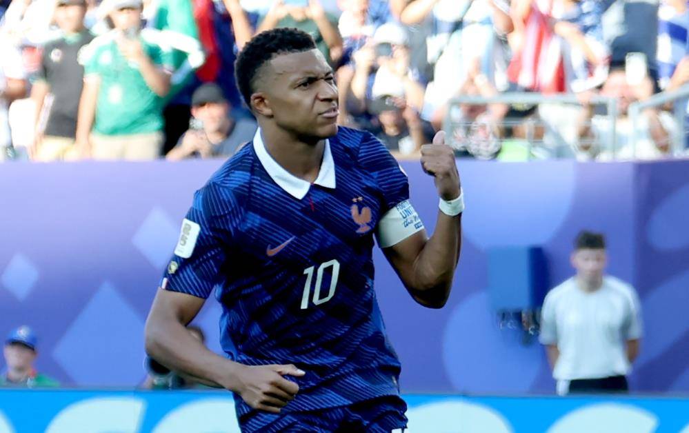 Fransa Paraguay karşısında zorda olsa turladı 3