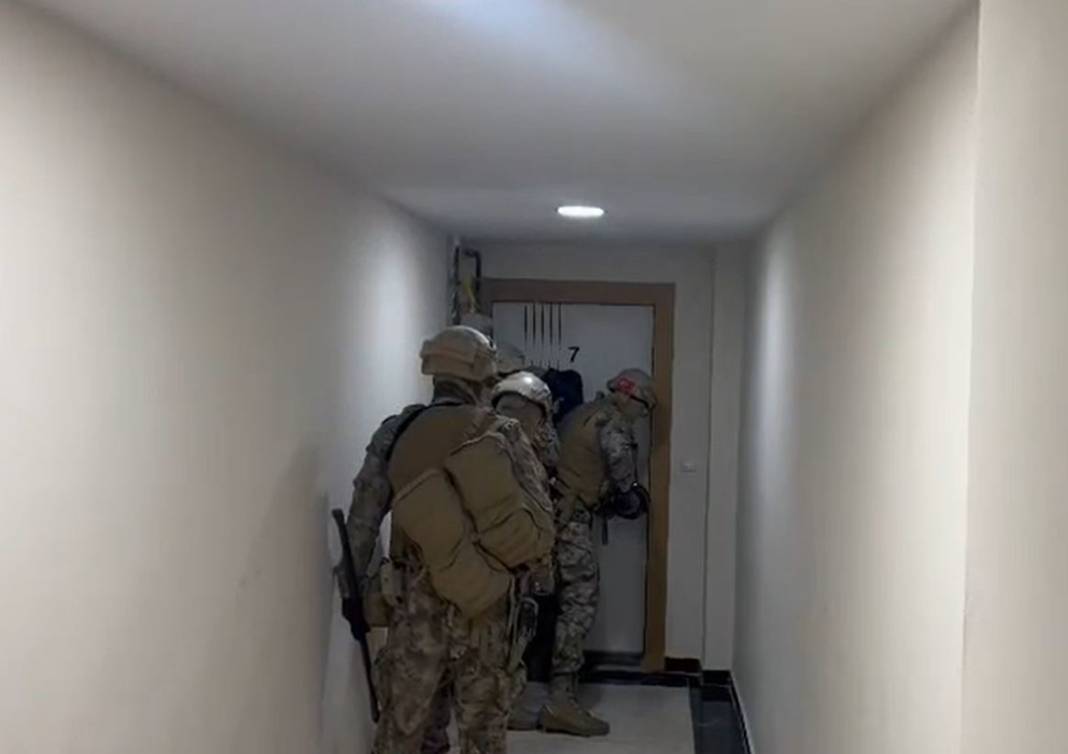 İşledikleri suçlar gün yüzüne çıktı, Ay Grubu suç örgütü çöktü! 3