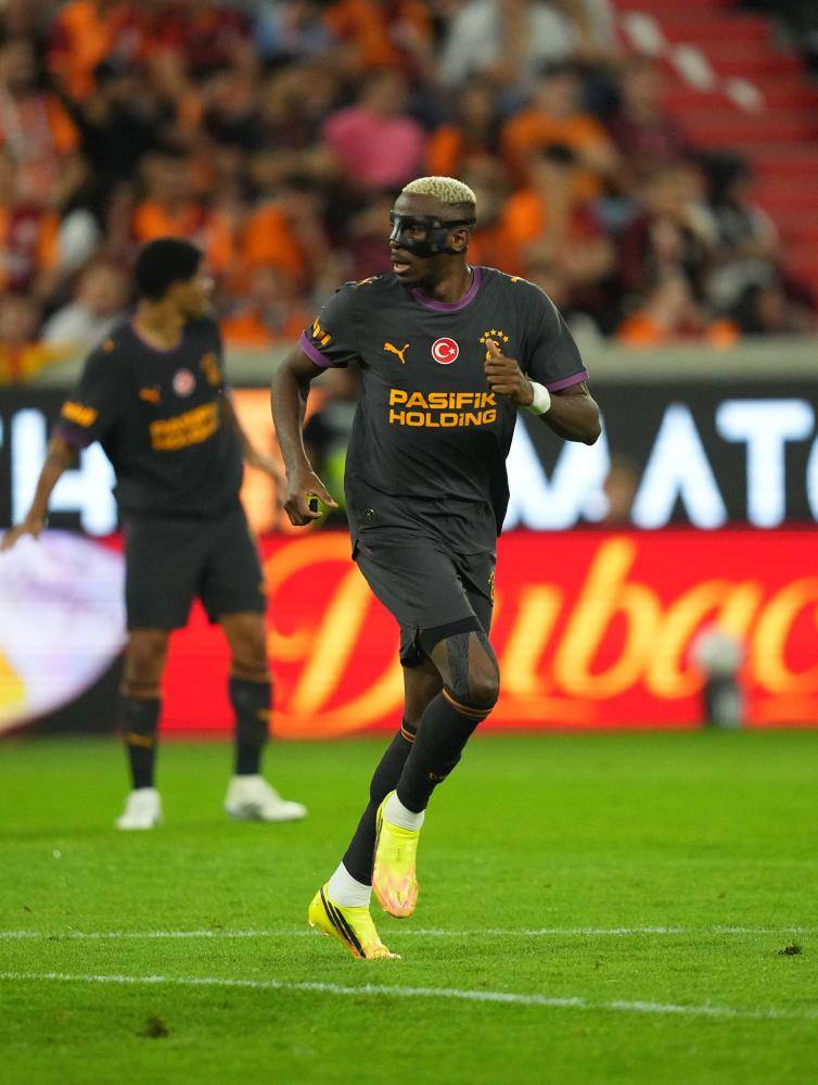 Galatasaray'da Dursun Özbek yönetimi neden transfer yapmıyor? 3